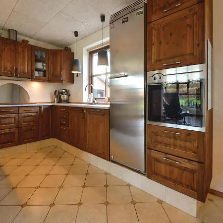 Five-bedroom Holiday In Outrup بيت للعطل Ovtrup