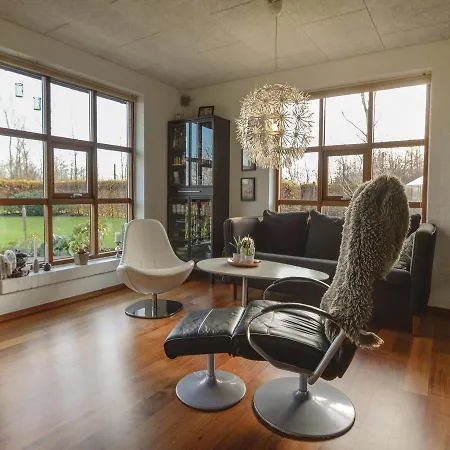 Five-bedroom Holiday In Outrup Ovtrup